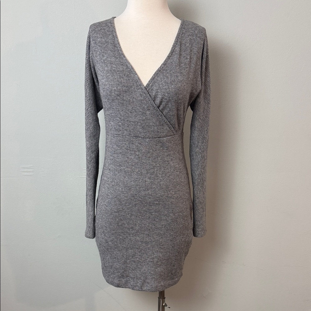 FOREVER 21 Gray Ribbed Wrap V-Neck Dress ~ 8